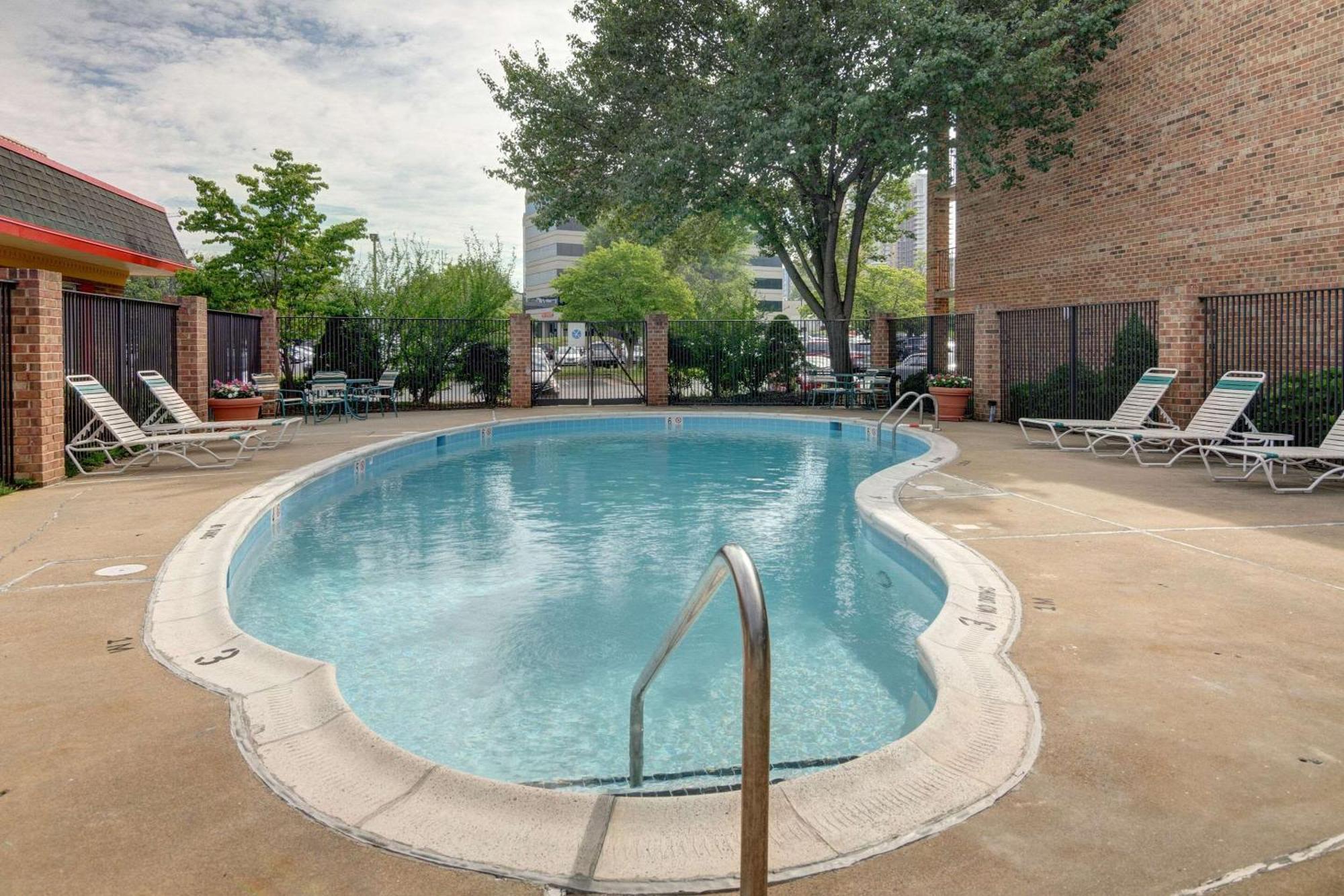 Suburban Studios Tysons Corner Viena Exterior foto